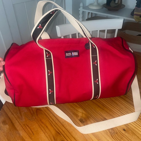 Rowing Blazers Other - Rowing Blazers x NBA CHICAGO BULLS Duffle Banker Bag NWT